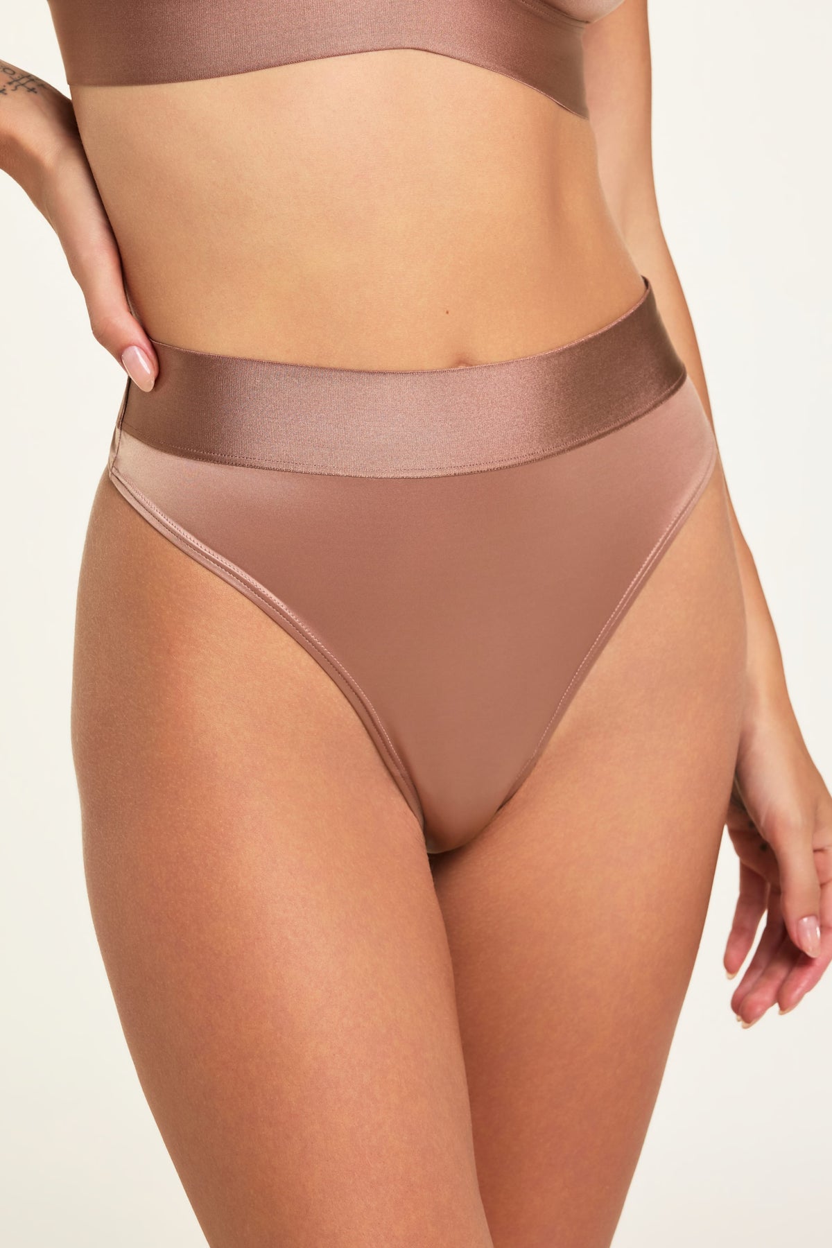 Stretch Satin Highwaist Thong - Champagne