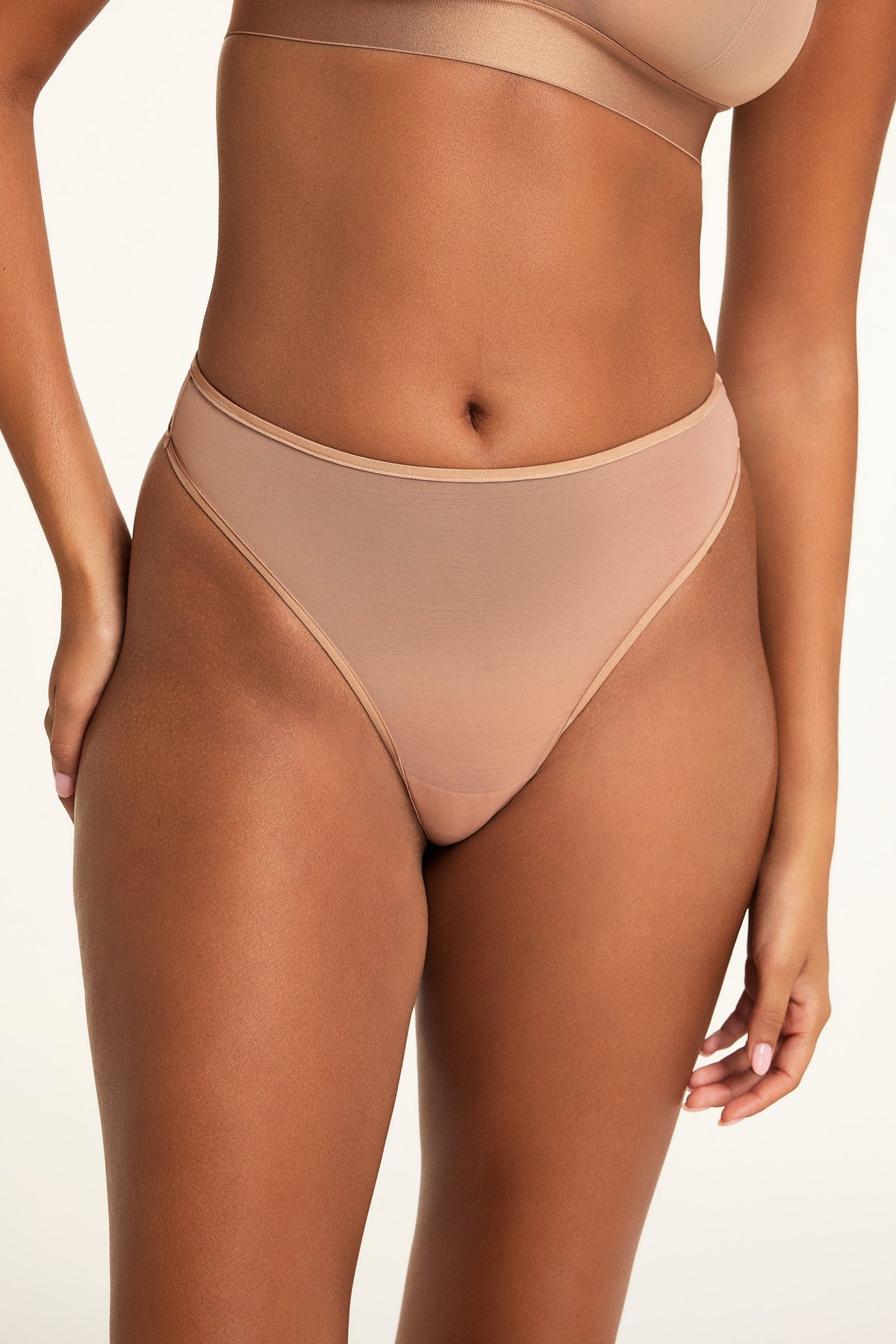 ComfortMesh™ Thong - Taupe
