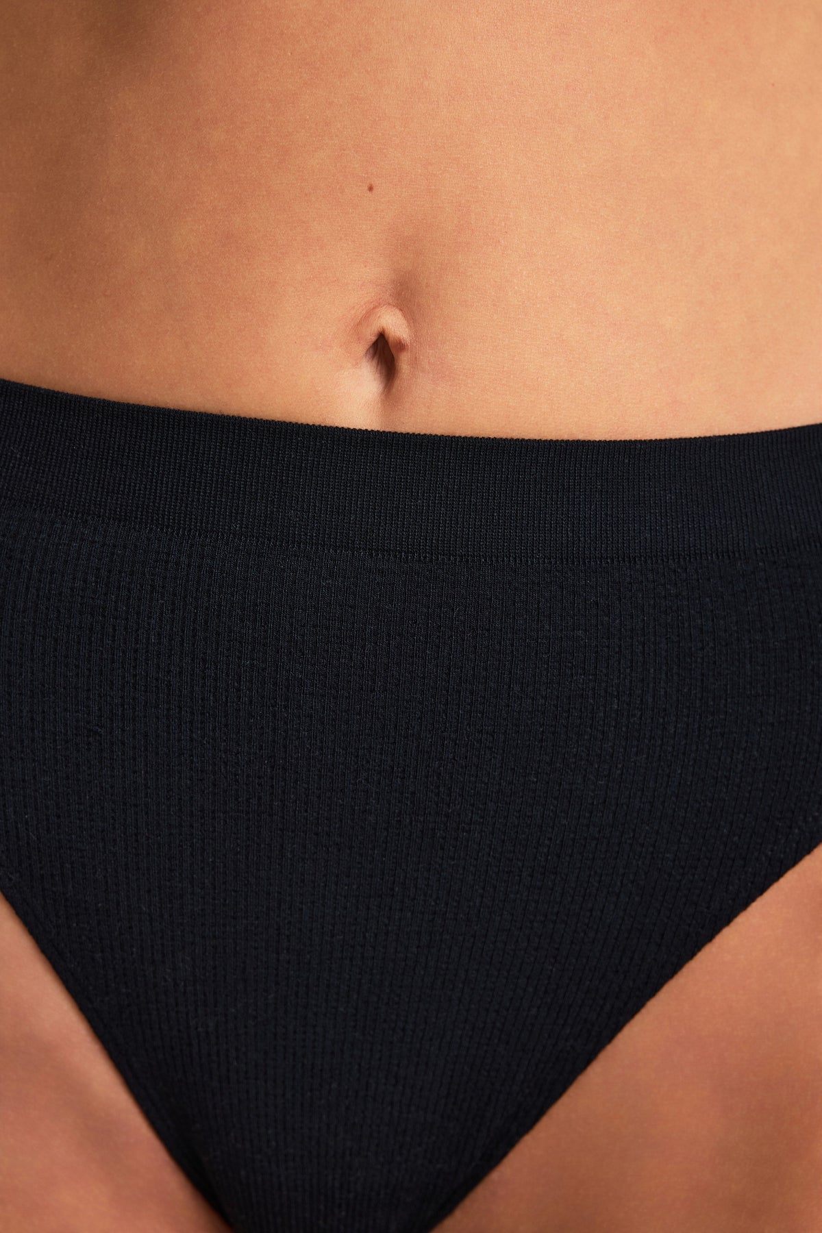 Knit Seamless French Cut Brief - Black