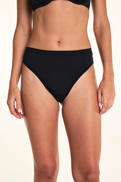 Cloud Cotton Highwaist Thong - Black