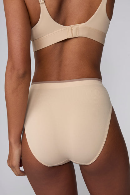 Seamless Brief - Beige