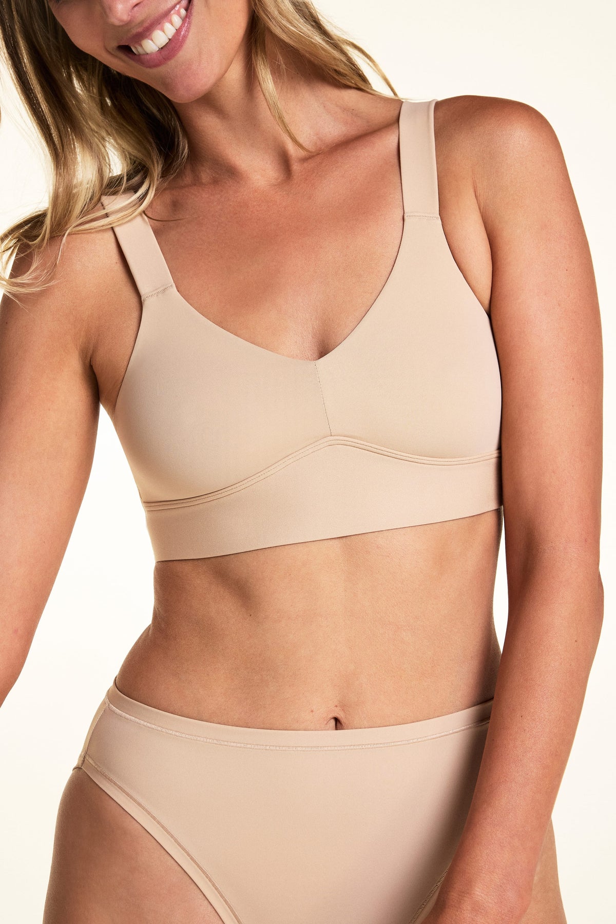BlissSmooth™ Bralette - Beige
