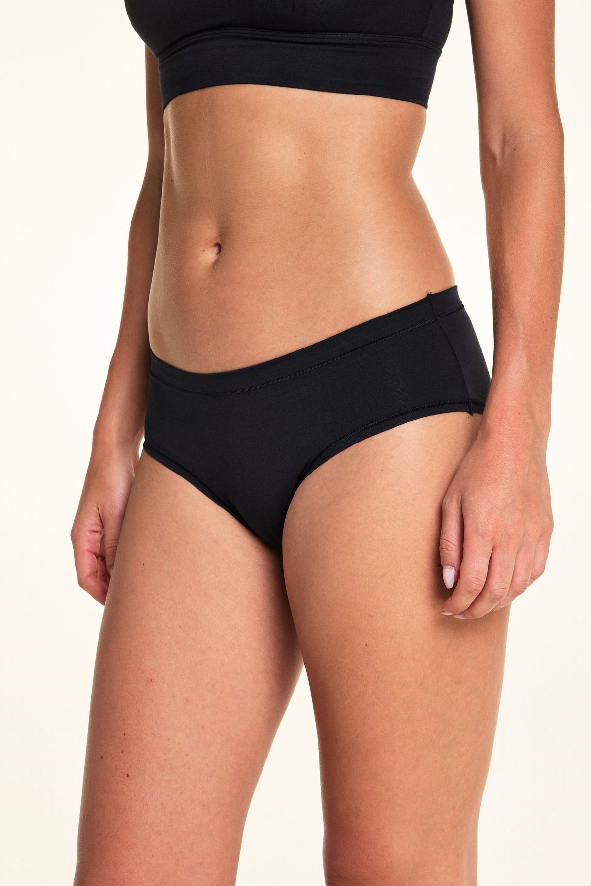 Cloud Cotton Hiphugger - Black
