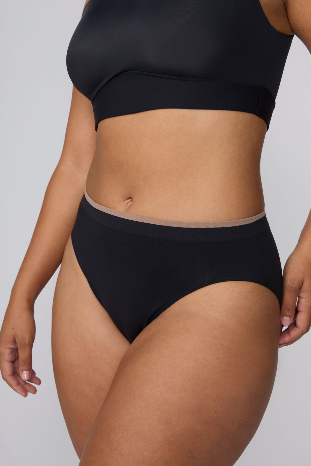 Seamless Brief - Black