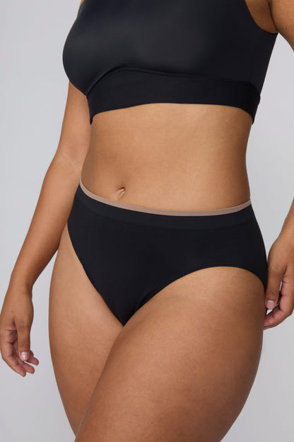 Seamless Brief - Black