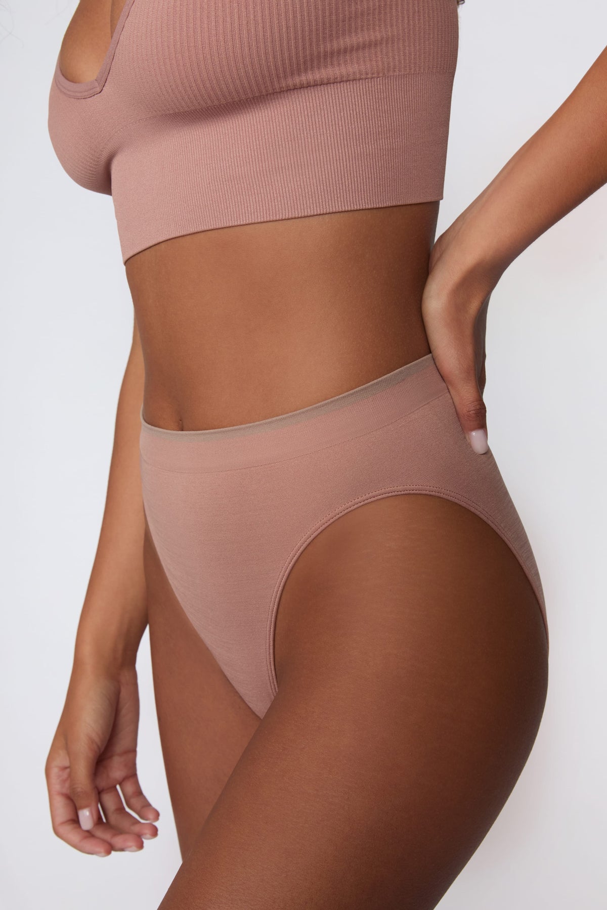 Seamless Brief - Plum