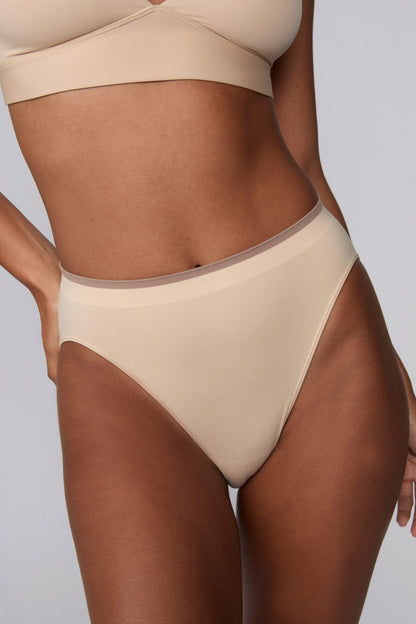 Seamless Brief - Beige