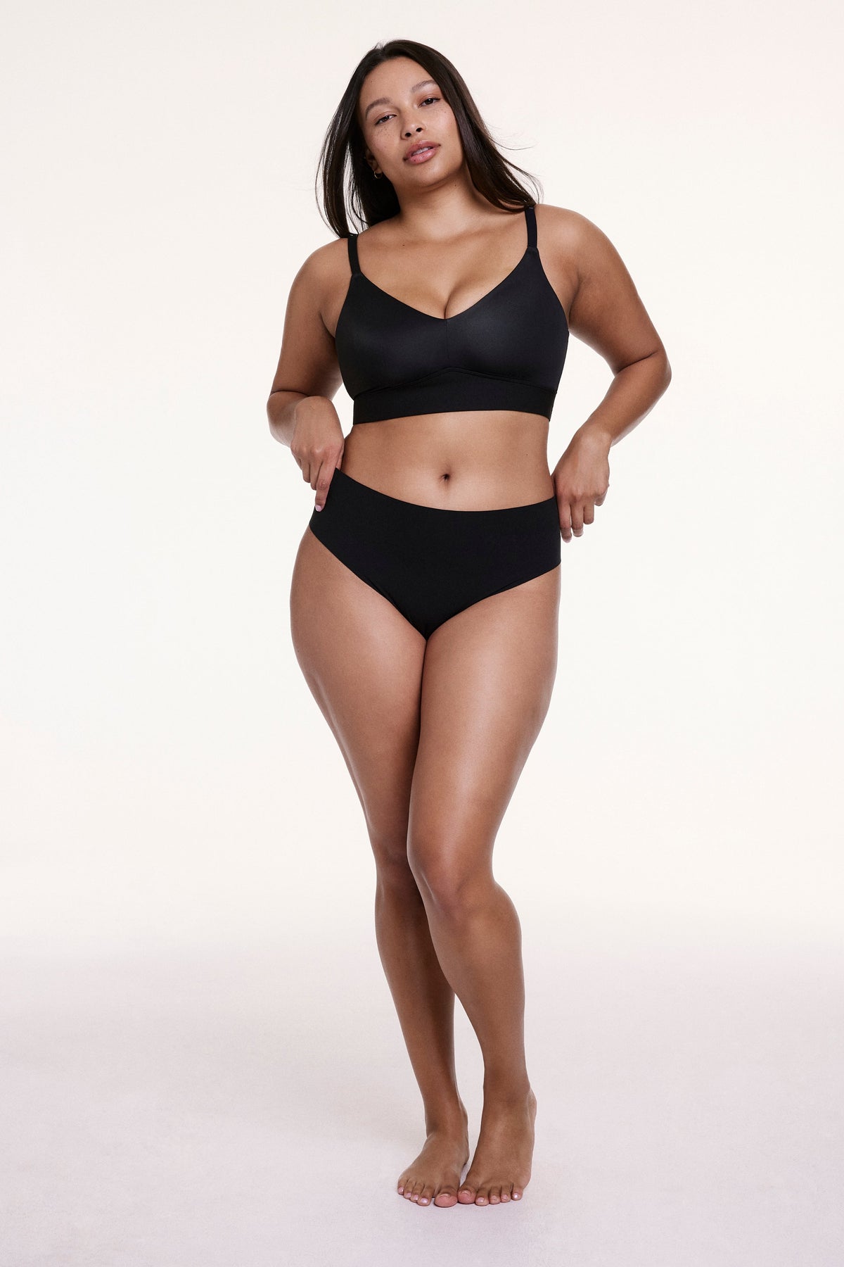 Invisible No Show Highwaist Thong - Black