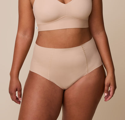 No-Show Highwaist Brief - Beige