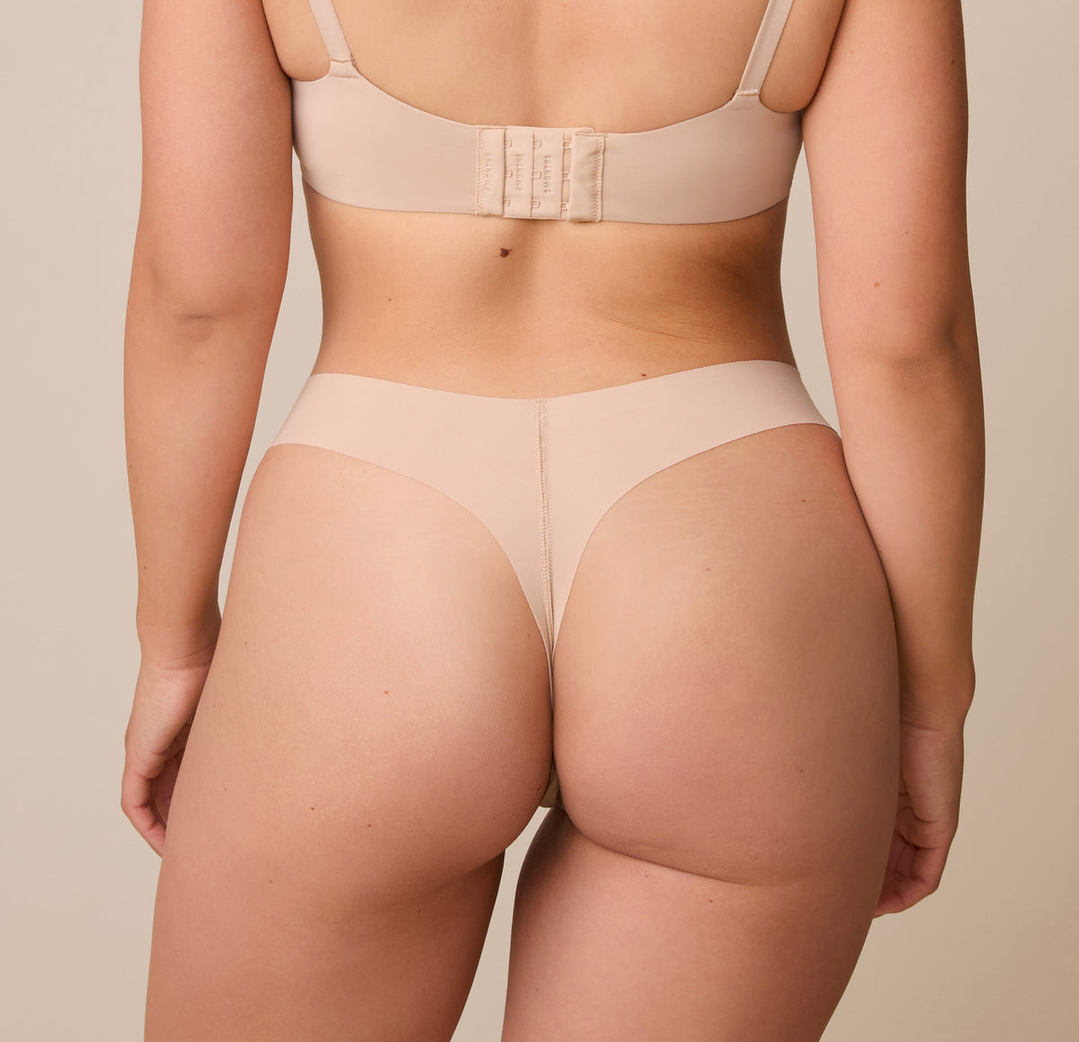 No-Show Thong - Beige